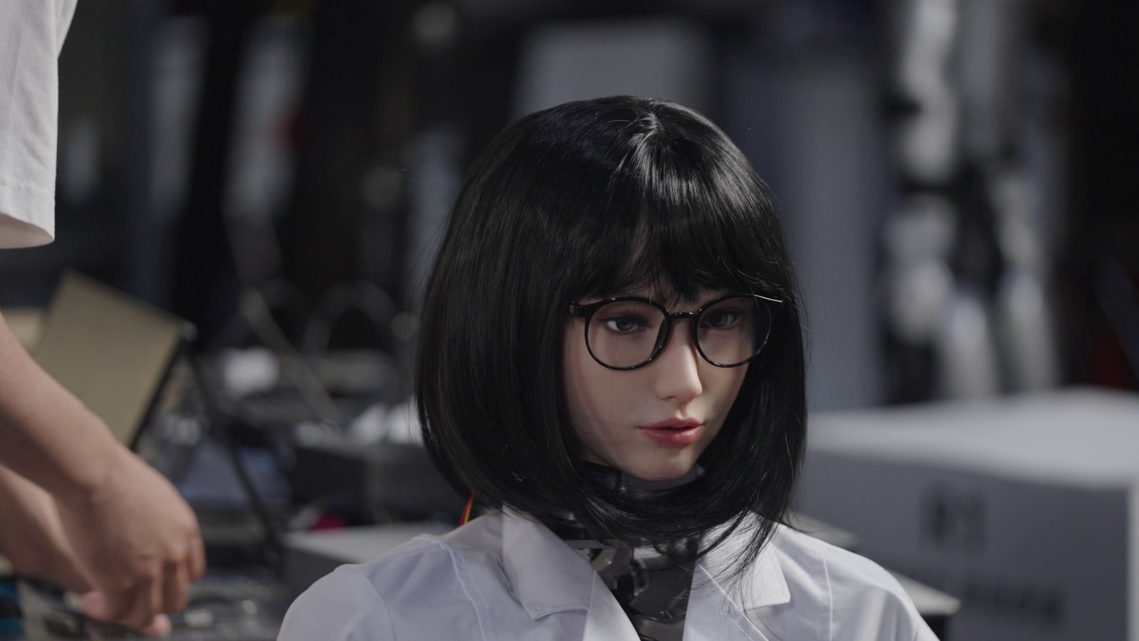 Biomimetic humanoid head
